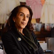 La moda viste la historia": Pilar Castaño - Conexión Externado