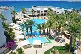 cesme nin gizli kalmis muhafazakar tatil cenneti club familia tatiller tatil yerleri cennet