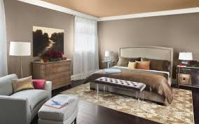 Il verde il colore verde è un colore rilassante per i suoi echi naturali che rimbomberanno nella vostra camera da letto. Camera Da Letto Tortora Fascino Ed Eleganza Moderna
