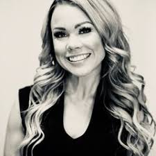 Crystal Hight's Instagram, Twitter & Facebook