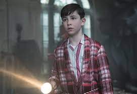Nachdem er seine eltern verloren hat, wird der zehnjährige lewis (owen vaccaro) von seinem. Filmkritik Das Haus Der Geheimnisvollen Uhren Lauterfilme De