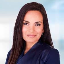 Stephanie Coan's Instagram, Twitter & Facebook