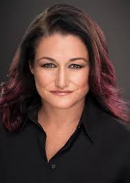 Denise Marciel's Instagram, Twitter & Facebook