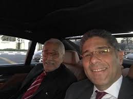 وبصورة عامة، يمكن السيطرة على سقوط الصواريخ الفضائية الضخمة، وذلك عن طريق محركه أو محركات صغيرة جانبية مثبتة فيه. Ù†Ø¬Ù„ Ø¹Ø¨Ø¯Ø§Ù„Ø±Ø­Ù…Ù† Ø£Ø¨Ùˆ Ø²Ù‡Ø±Ø© ÙŠÙƒØ´Ù Ø§Ù„Ø£Ø³Ø¨Ø§Ø¨ Ø§Ù„Ø­Ù‚ÙŠÙ‚ÙŠØ© Ù„ØªÙÙƒÙŠØ± ÙˆØ§Ù„Ø¯Ù‡ Ù Ù…ØµØ±Ø§ÙˆÙ‰
