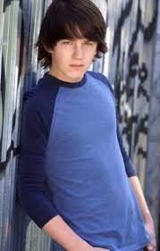 Okay So This Is Jason Dolley But Does Anyone Else Think It Looks Like Percy Jason Dolley Jason Good Luck Charlie
