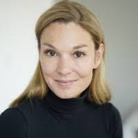 Elizabeth Enders's Instagram, Twitter & Facebook