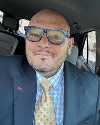 Daniel Duskin's Instagram, Twitter & Facebook