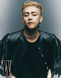 W Korea 最新テテ。2人のホクロ♡ 追記（21:03）（0:15）答え合わせ♡ | BTSのみんなの幸せを願っています☆  大切な人の大切な人は大切な人。