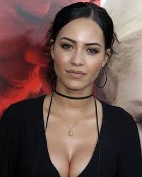 Nobody loves me 😞 . . . . . . #jenniferlopez #alexandradaddario  #AngelinaJolie #MeganFox #margotrobbie #chrisevans #ChristianBale  #AnneHathway #BrieLarson #ScarlettJohansson #elizabetholsen #JenniferLopez  #JenniferAniston #JenniferLawrence ...