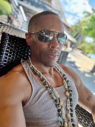 Carita Moore's Instagram, Twitter & Facebook