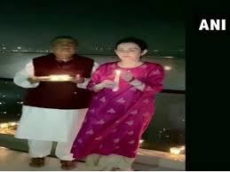 Secret session nita photos & full hd4k videos. Mukesh Ambani Wife Nita Ambani Join Nation In Fight Against Covid 19 Thefactnews
