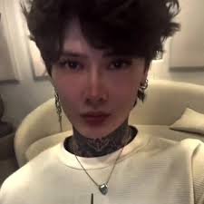 Tom Henson Girlfriend