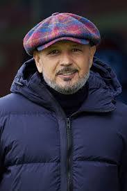 Israel Collado's Instagram, Twitter & Facebook