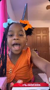 @hellokitty @thecremeshop