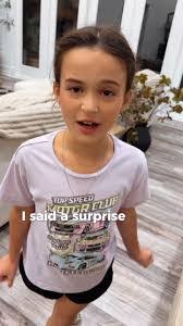 Denise Houseman's Instagram, Twitter & Facebook