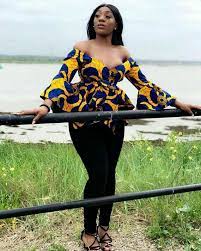 Modele de robe en pagne 2018 plage élégante de france. Pin By Bagodou Eba On Ankara Styles African Print Fashion Dresses African Fashion Ankara African Fashion Women Clothing