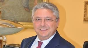 E molte imprese sono vittime di azioni ingannevoli con cui vengono offerti prodotti finanziari, utilizzando abusivamente il nome del mediocredito centrale s.p.a., la cui concessione è subordinata alla stipula di una polizza assicurativa e al pagamento del relativo premio. Intesa Mediocredito Centrale Ga Fi 20 Milioni Alle Imprese Del Sud Il Mattino It