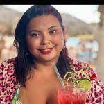 Paula Maze's Instagram, Twitter & Facebook