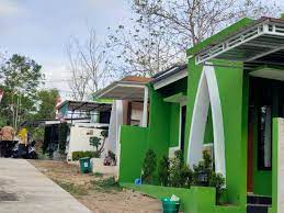 Di sini terdapat beragam tipe properti, mulai dari apartemen, vila, hingga tanah. Rumah Idaman Keluarga Asad Home Facebook