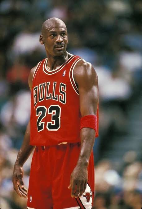 On an NBA All-Time list, what is the absolute lowest ranking that you can  give Michael Jordan while still having a sound and reasonable argument? :  r/NBATalk