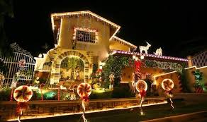 Casa Decorada Para Navidad En Panama