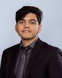 Sheena Link's Instagram, Twitter & Facebook