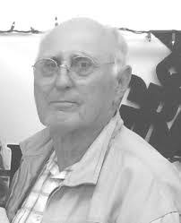 Sandy Saenz's Instagram, Twitter & Facebook