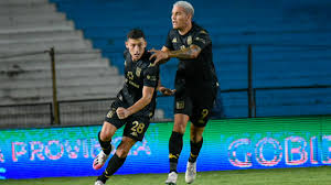 Club atlético aldosivi (usually called simply aldosivi) is an argentine sports club based in the city of mar del plata, buenos aires province. Racing Vs Aldosivi Bdulvrgmrpa2hm Vssocre Provide Live Scores Results Predictions Head To Head Lineups And Mroe Data For This Game Gaioladosroedores