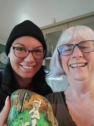 What a beautiful lady Kim Wignall My little boy found his 1st rock at vivid  as he is