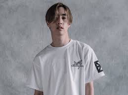 Baca ya mark tuan represent xc3 black hoodie size s (oversize buat tb 158 bb 44) original beli langsung dari represent (liat receipt email di gambar) . K Pop Star Mark Tuan Just Got A Tattoo From Dr Woo Photos Allure