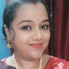 Aimee Salvador's Instagram, Twitter & Facebook