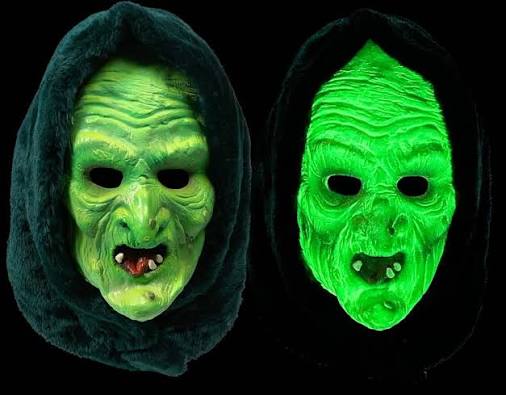 Halloween 3 - Season of the Witch - Glow in the Dark Witch — Lord Grimley's  Manor