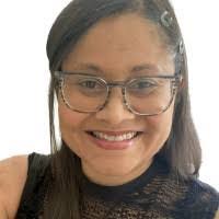 Taryn Pollock's Instagram, Twitter & Facebook