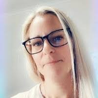 Mindy Hoyle's Instagram, Twitter & Facebook