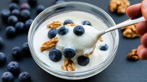 It follows you around, sleeps at the foot of your bed, keeps you company when you're sad — and sticks its furry little face into everything you do, including your dinner plate if you're. 8 Foods That Help You Lose Weight And Fill You Up Too Everyday Health