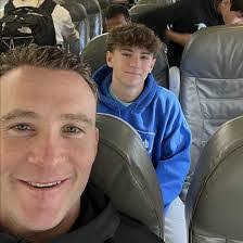 Tracy Loftus's Instagram, Twitter & Facebook