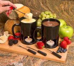 This Fondue Mug Has A Candle That Heats Up Your Cheese Fondue Chocolate Fondue Set Chocolate Fondue