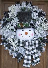 Snowman Wreath Christmas Decorations Wreaths Christmas Wreaths Diy Christmas Wreaths