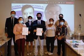El periodo de postulación para el pago de estos beneficios de este mes de enero será entre el 8 y el 18 de enero de 2021. Reajuste Del Sector Publico Hacienda Logra Acuerdo Y Entregara Bono Covid A Funcionarios De La Salud Diario Financiero