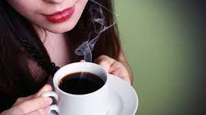 Lihat ide lainnya tentang gambar orang, orang, gambar. Gambar Orang Minum Kopi Sambil Merokok