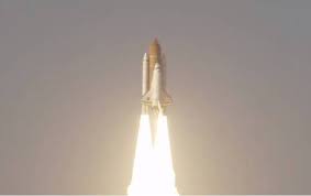 Fabien marsaud (born 31 july 1977), better known by his stage name grand corps malade (also abbreviated gcm), is a french slam poet and lyricist, known for his low voice and for releasing songs and albums on which he slams over music. Grand Corps Malade Sur La Lune Avec Son Plan B Deluxe Musik Please