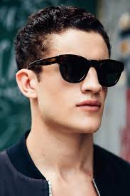 Chris Bunn for Maxim by David Urbanke