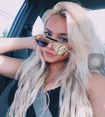 Pin By Insta Jorja999 On Haurrrr Girl With Sunglasses Grunge Hair Blonde Girl