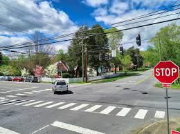 Roadtrafficsigns.com has been visited by 10k+ users in the past month C Ville Weekly Four Way Confusion Stop Signs At Rugby Avenue Create Some Chaos