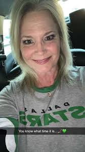 Lauri Fox (@foxxy_fox1) • Threads, Say more