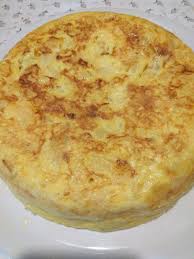 Me Encanta Como Queda La Tortilla En La Olla Tengo Que Decir Que Parte Del Merito Es De M Tortilla De Patatas Recetas Para Olla De Coccion Lenta Comida Casera