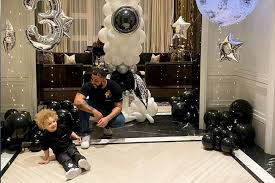 Drake recently admitted he had a son in a song off of his new album, 'scorpion', but some fans claim that drake actually confirmed his it's rumoured that drake's son is called adonis mahbed graham. Drake Celebrates Son S Birthday With Epic Balloon Display At His Toronto Mansion