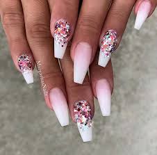 Alibaba.com offers 12,191 acrylic glitter nails products. 23 Pretty Glitter Ombre Nails That Go With Everything Stayglam