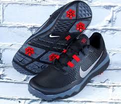 Nike Tiger Woods Tw 2015 Golf Shoes Black Gray Red 240 Black Shoes Golf Shoes Shoes