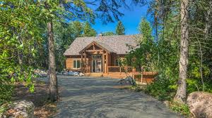 Maric homes is a truly custom homebuilder — every home maric builds is completely tailored to their clients' taste and lifestyle. New Homes Built By Maric Homes I Winnipeg New Homes Builder I Mb
